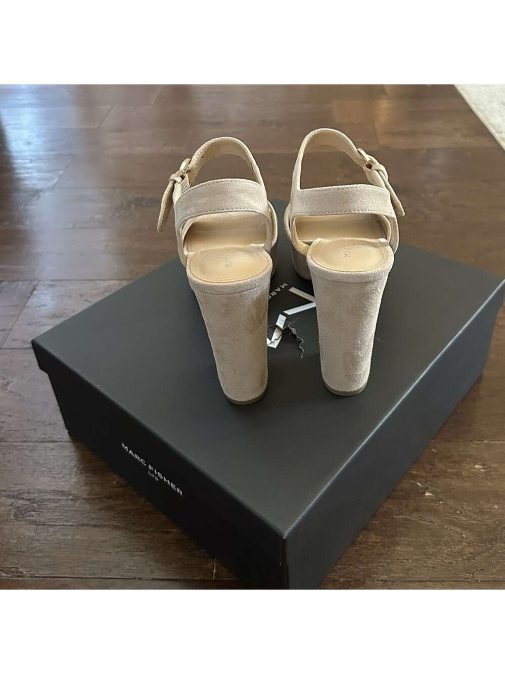Marc Fisher LTD Cinthia Platform Sandals Women’s 8.5 Light Beige Suede NWT - Picture 11 of 15